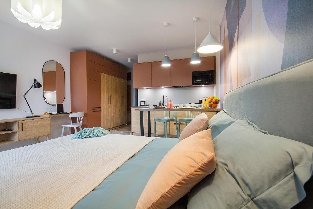 W&K Apartments - Joy Suite - Faktura Vat, Parking 코잘린 외부 사진