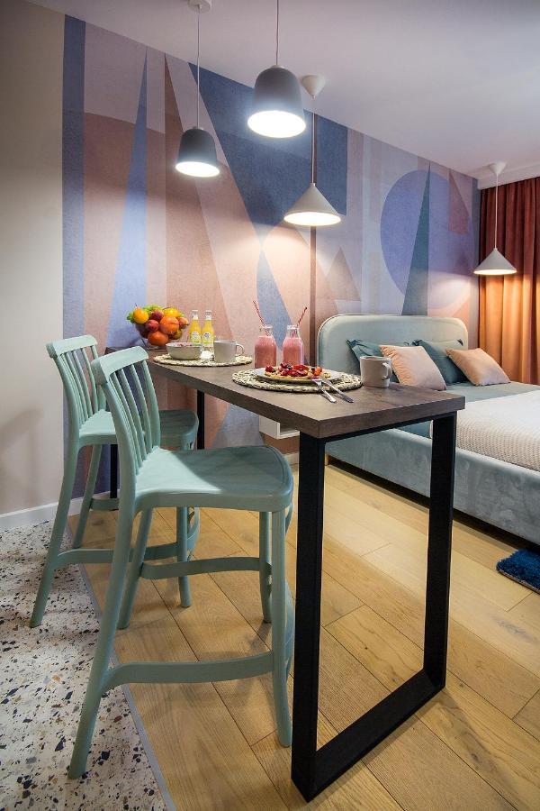 W&K Apartments - Joy Suite - Faktura Vat, Parking 코잘린 외부 사진